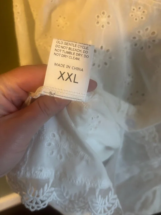 Eyelet and Lace Blouse - Picture 7 of 9